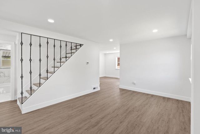 7001 ASPEN AVE, Takoma Park, MD 20912