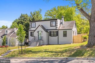 7001 ASPEN AVE, Takoma Park, MD 20912