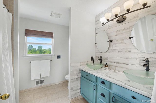 10466 Pine Valley Drive, Mundy Township, MI 48451