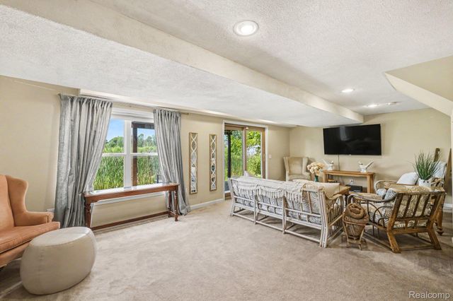 10466 Pine Valley Drive, Mundy Township, MI 48451