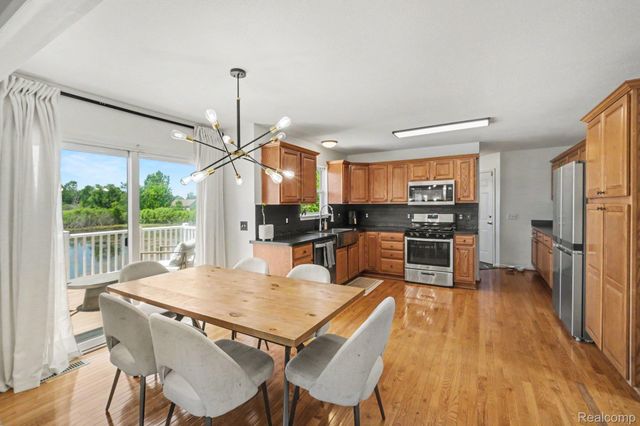 10466 Pine Valley Drive, Mundy Township, MI 48451