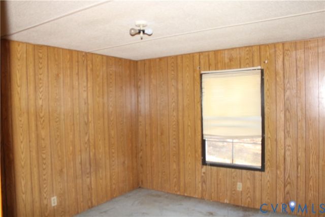 9121 Samaria Ln, Providence Forge, VA 23140