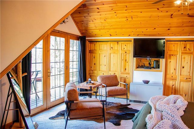 E20160 Greens Landing Road, Augusta, WI 54722