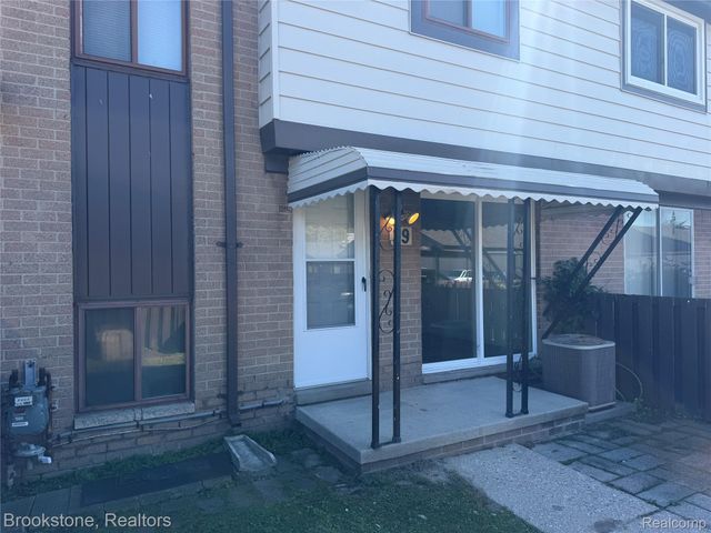 8401 18 Mile Road 29, Sterling Heights, MI 48313