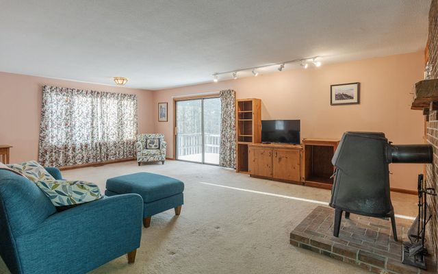 521 County Road, Walpole, NH 03608