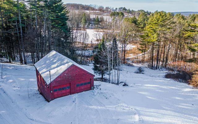 521 County Road, Walpole, NH 03608