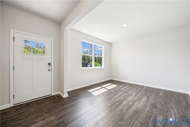 9553 Fuchsia Dr, Chester, VA 23237