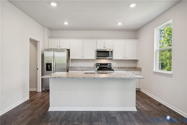 9553 Fuchsia Dr, Chester, VA 23237