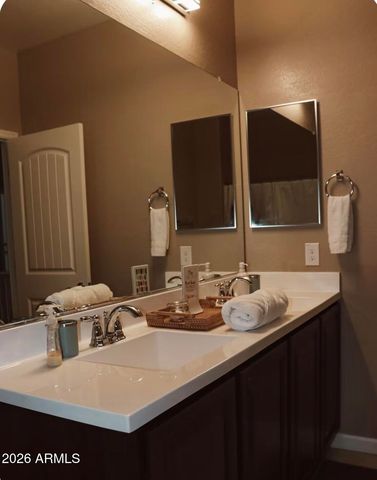 1367 S COUNTRY CLUB Drive 1137, Mesa, AZ 85210