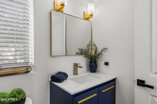 1455 E VICTOR HUGO Avenue, Phoenix, AZ 85022