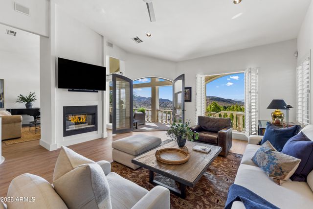 1455 E VICTOR HUGO Avenue, Phoenix, AZ 85022