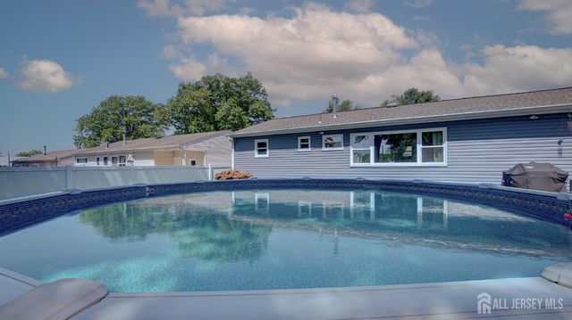 22 Columbia Road, Old Bridge, NJ 08859