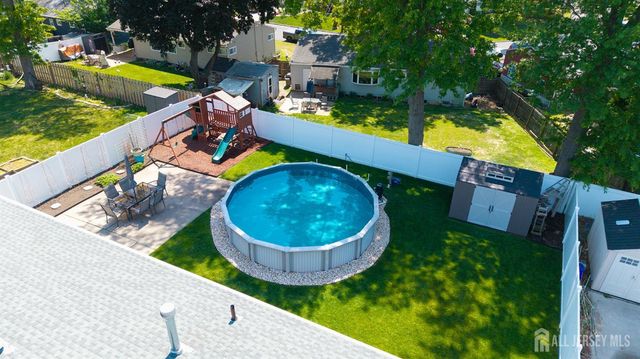 22 Columbia Road, Old Bridge, NJ 08859