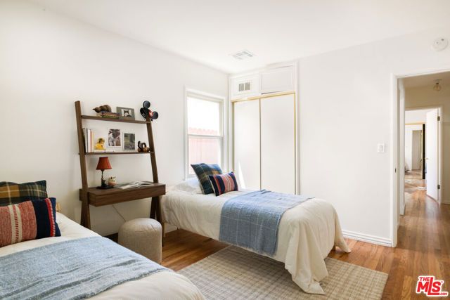 10251 Odell Avenue, Sunland (los Angeles), CA 91040