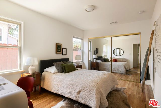 10251 Odell Avenue, Sunland (los Angeles), CA 91040