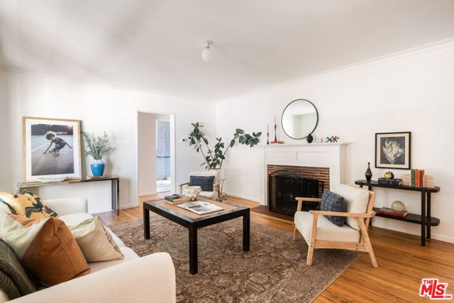 10251 Odell Avenue, Sunland (los Angeles), CA 91040