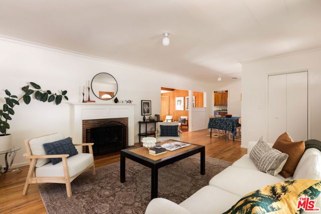 10251 Odell Avenue, Sunland (los Angeles), CA 91040