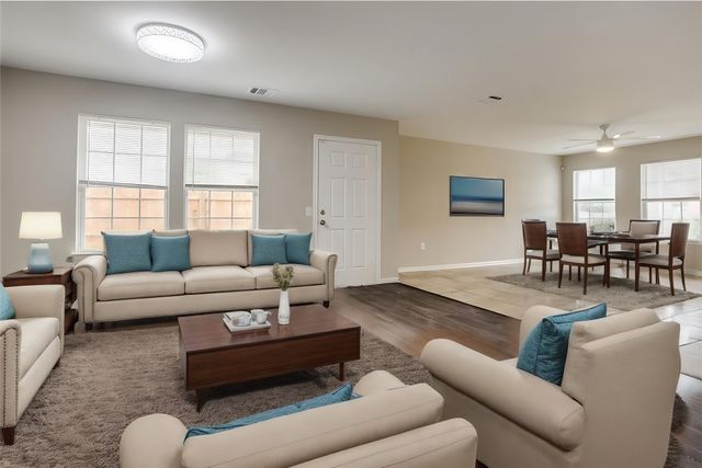 3243 Buckskin Drive, Dallas, TX 75241