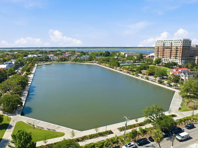 63 Rutledge Apt 26, Charleston, SC 29401