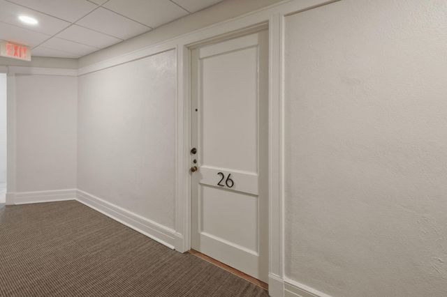 63 Rutledge Apt 26, Charleston, SC 29401