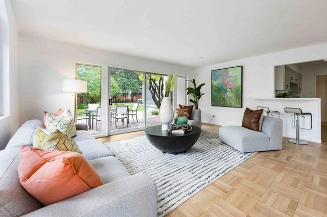 2819 Carson Street, Redwood City, CA 94061