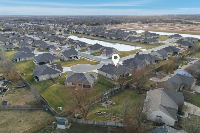 842 N Thornton Ct, Wichita, KS 67235