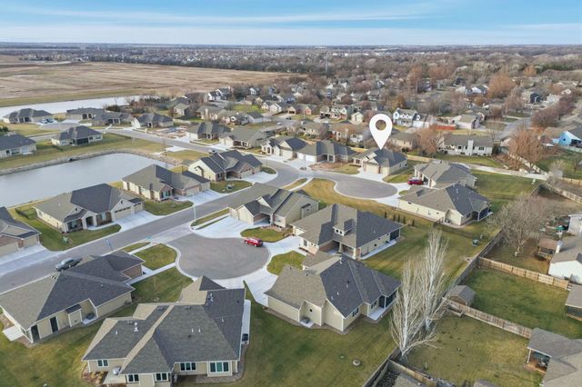 842 N Thornton Ct, Wichita, KS 67235