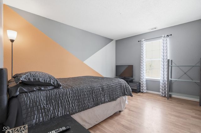 1249 Edgewater Drive, Greenwood, IN 46143