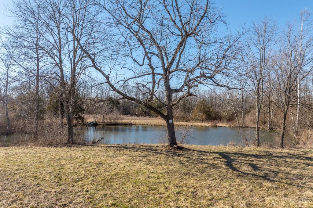 8651 Schlottman Road, Hamilton Twp, OH 45039