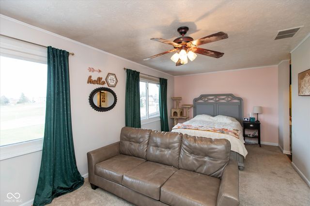 558 Cielo Vista Drive, Greenwood, IN 46143