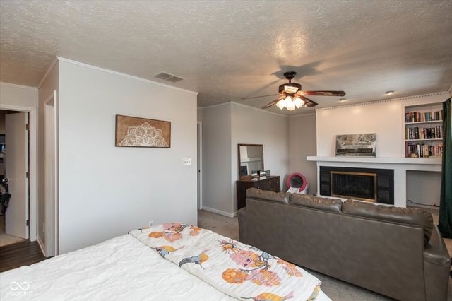 558 Cielo Vista Drive, Greenwood, IN 46143