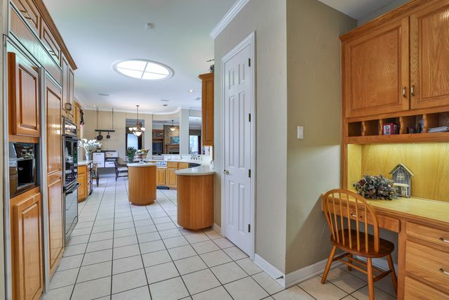 1428 Southern Hills Drive, Mansfield, TX 76063