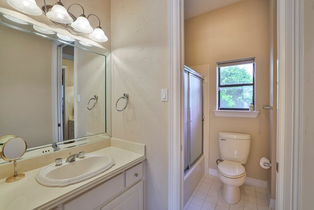 1428 Southern Hills Drive, Mansfield, TX 76063