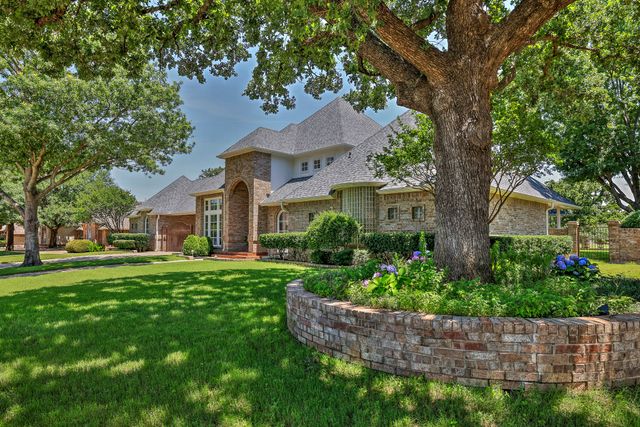 1428 Southern Hills Drive, Mansfield, TX 76063