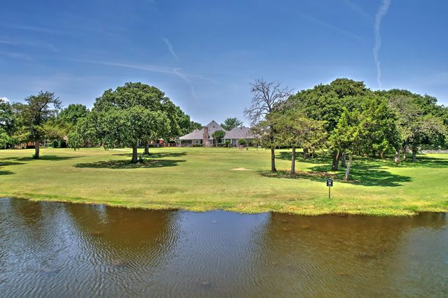 1428 Southern Hills Drive, Mansfield, TX 76063