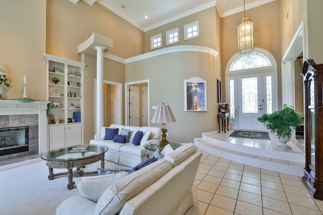 1428 Southern Hills Drive, Mansfield, TX 76063
