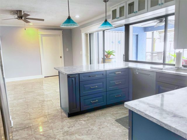 6317 WISTERIA LANE, Apollo Beach, FL 33572