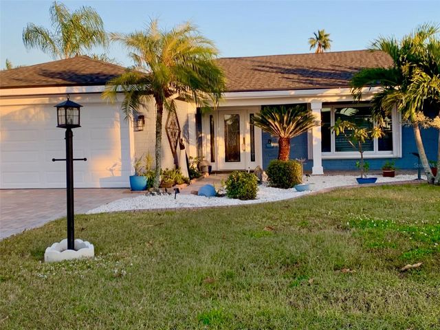 6317 WISTERIA LANE, Apollo Beach, FL 33572