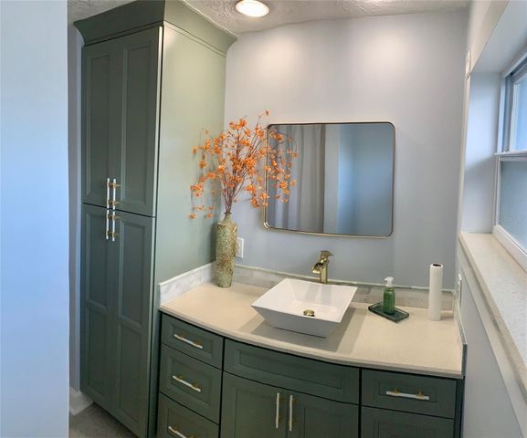 6317 WISTERIA LANE, Apollo Beach, FL 33572