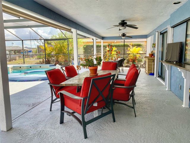 6317 WISTERIA LANE, Apollo Beach, FL 33572