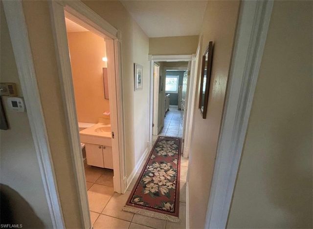 10 Tangelo CT, Lehigh Acres, FL 33936