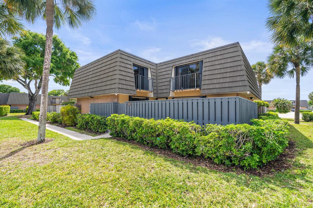 3611 36th Way, West Palm Beach, FL 33407