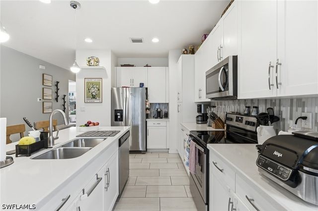 8932 Madrid CIR, Naples, FL 34104