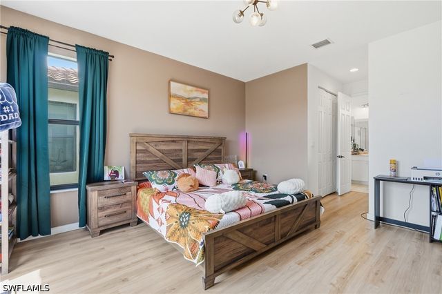 8932 Madrid CIR, Naples, FL 34104