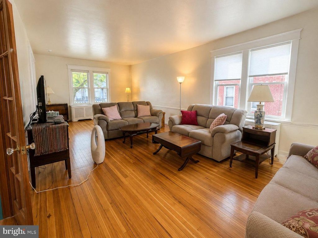 938 PARK AVE, TRENTON, NJ 08629 — photo 4