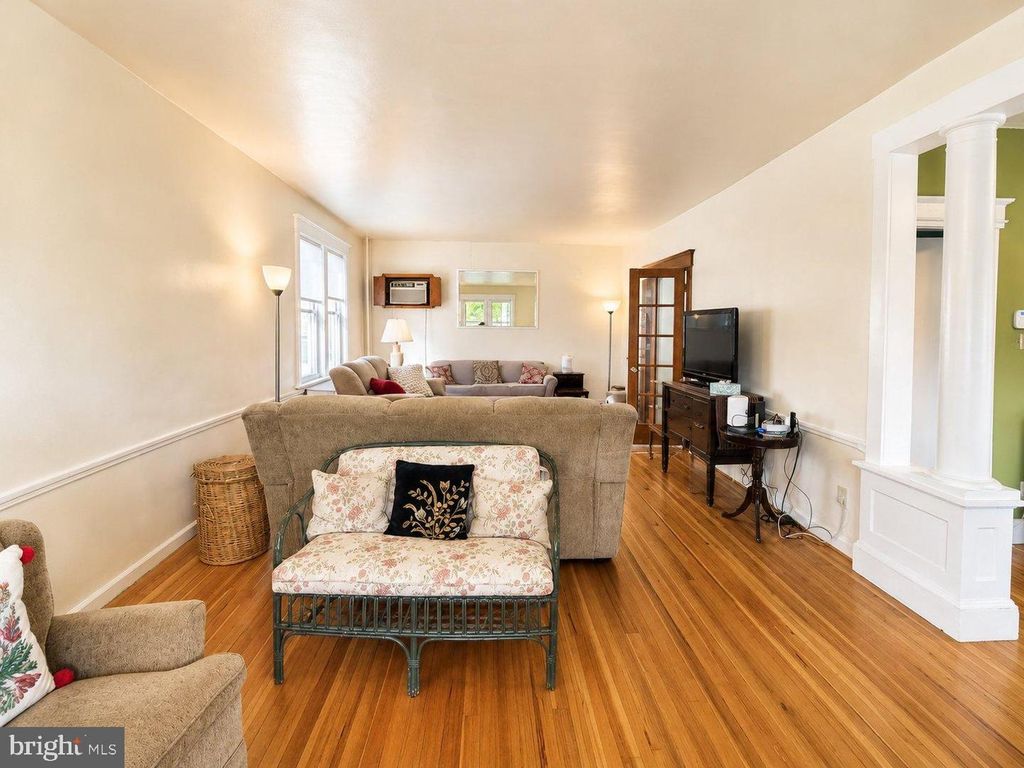938 PARK AVE, TRENTON, NJ 08629 — photo 5