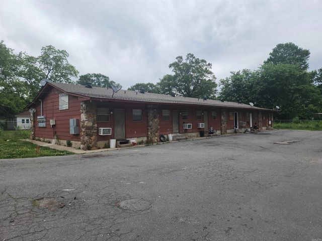 2103 S Beech, Pine Bluff, AR 71611