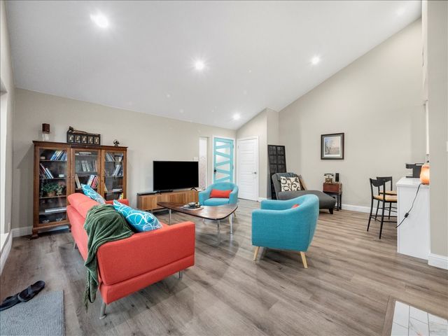 9716 Highland View Drive, Dallas, TX 75238