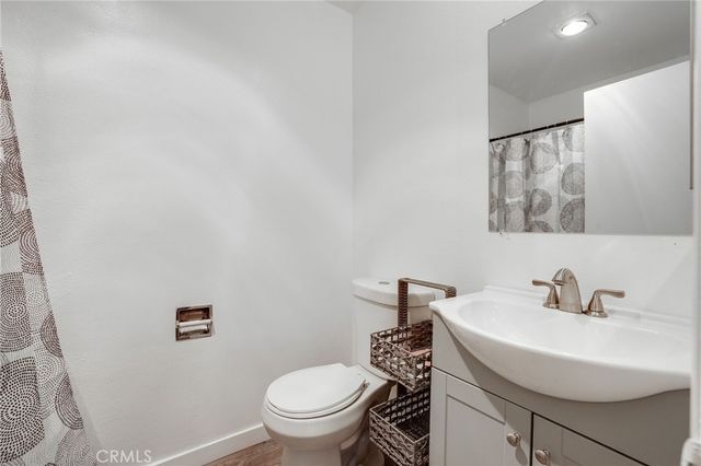 1094 Cabrillo Park, Santa Ana, CA 92701