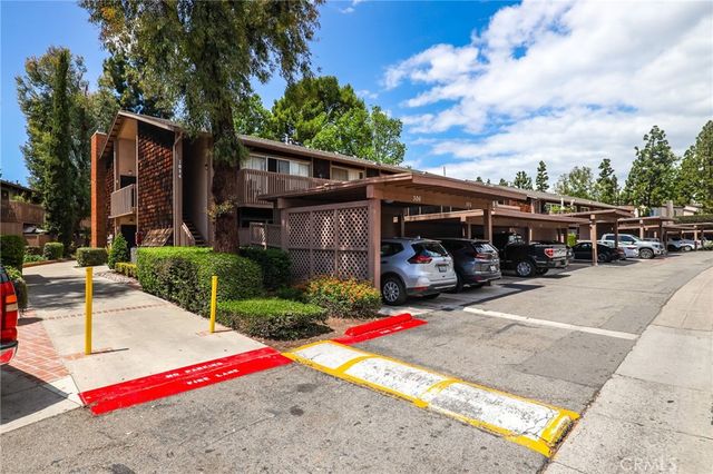 1094 Cabrillo Park, Santa Ana, CA 92701